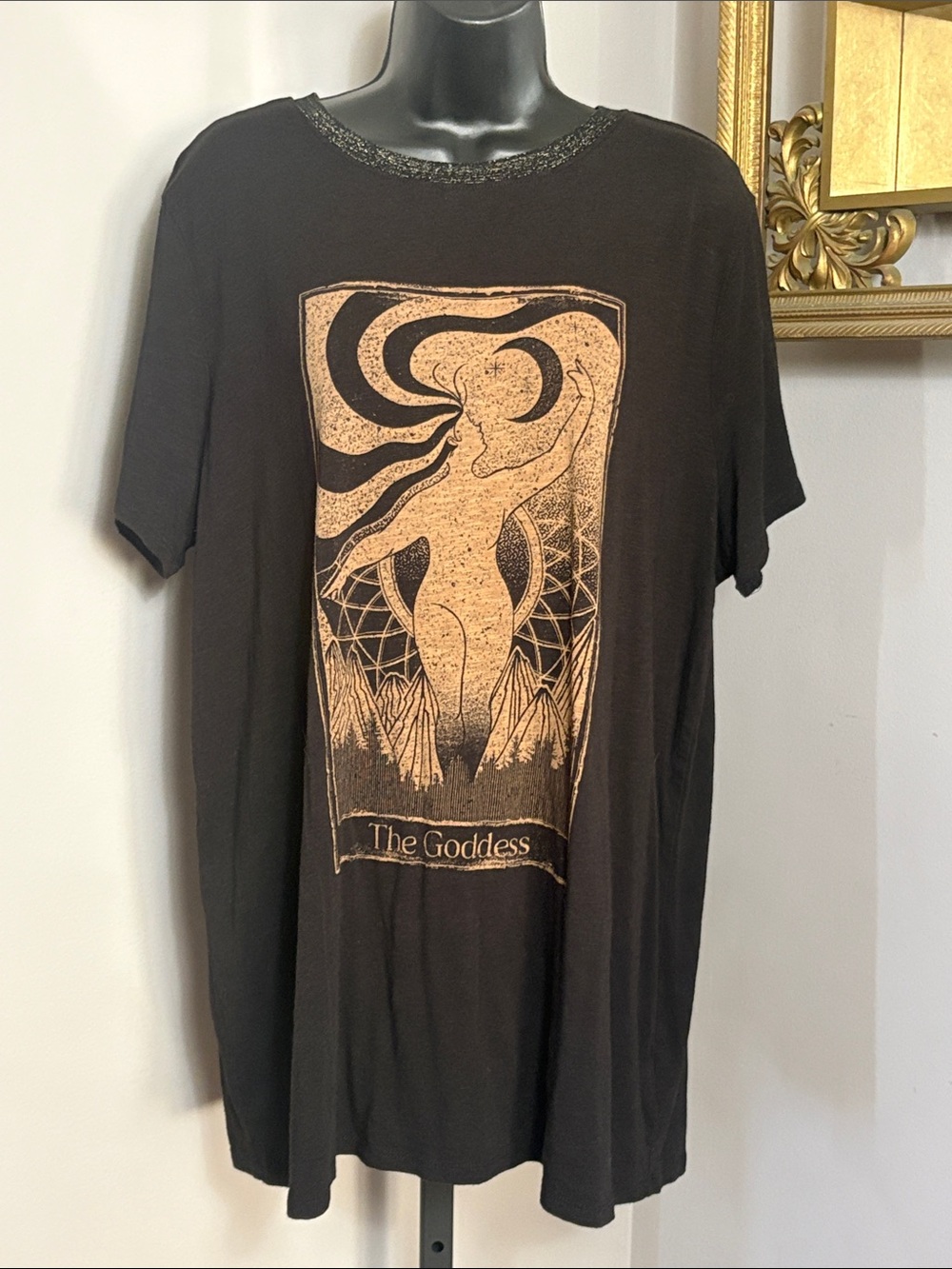 Torrid 2X Super Soft Slub Jersey The Goddess Tarot Card Graphic Tee Black
